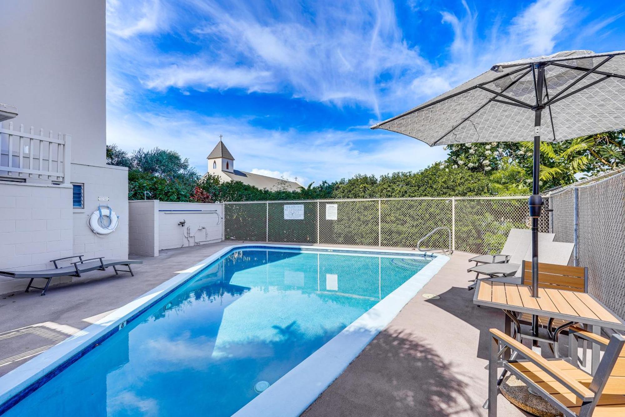 Kailua-Kona Condo With Balcony Walk To The Beach! Bagian luar foto
