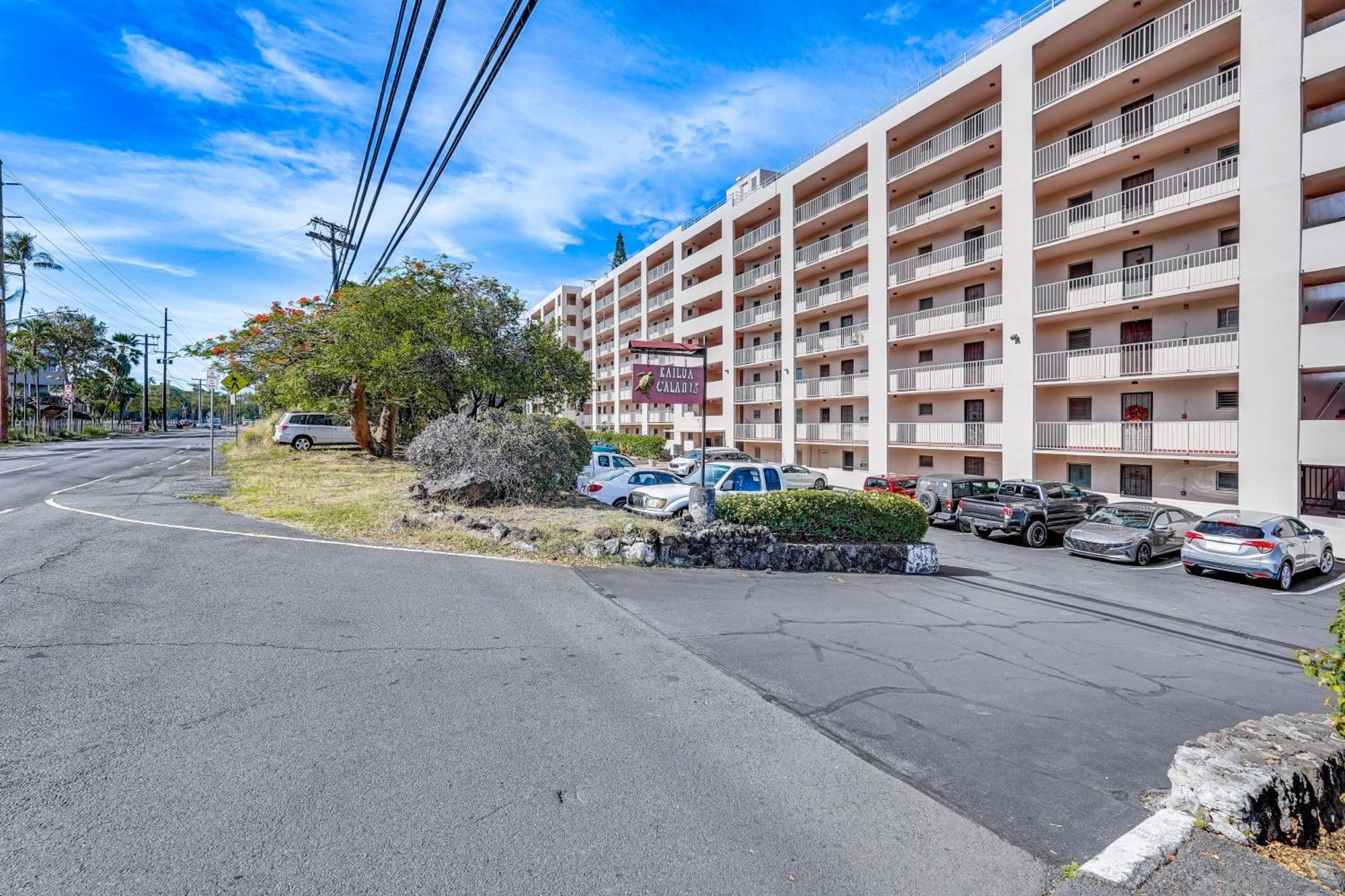 Kailua-Kona Condo With Balcony Walk To The Beach! Bagian luar foto