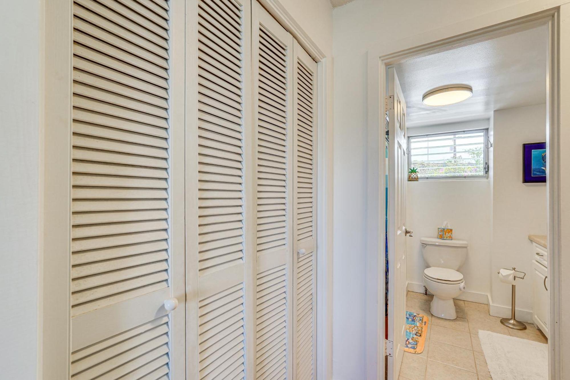 Kailua-Kona Condo With Balcony Walk To The Beach! Bagian luar foto