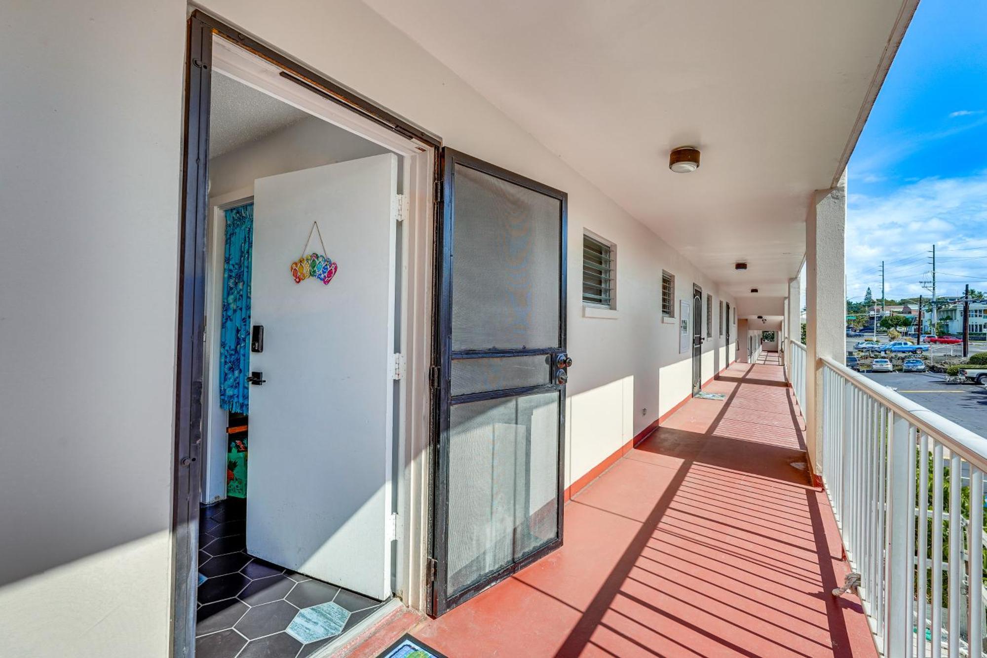 Kailua-Kona Condo With Balcony Walk To The Beach! Bagian luar foto