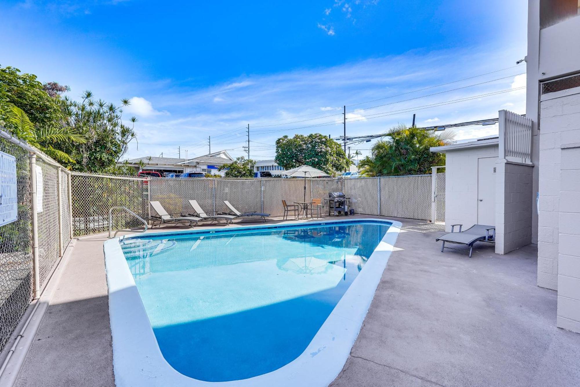 Kailua-Kona Condo With Balcony Walk To The Beach! Bagian luar foto